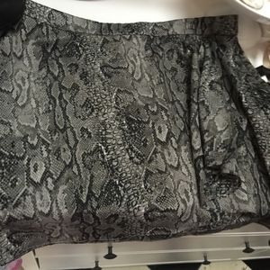 BCBG Maxazria Short Flowy Skirt Snake Print
